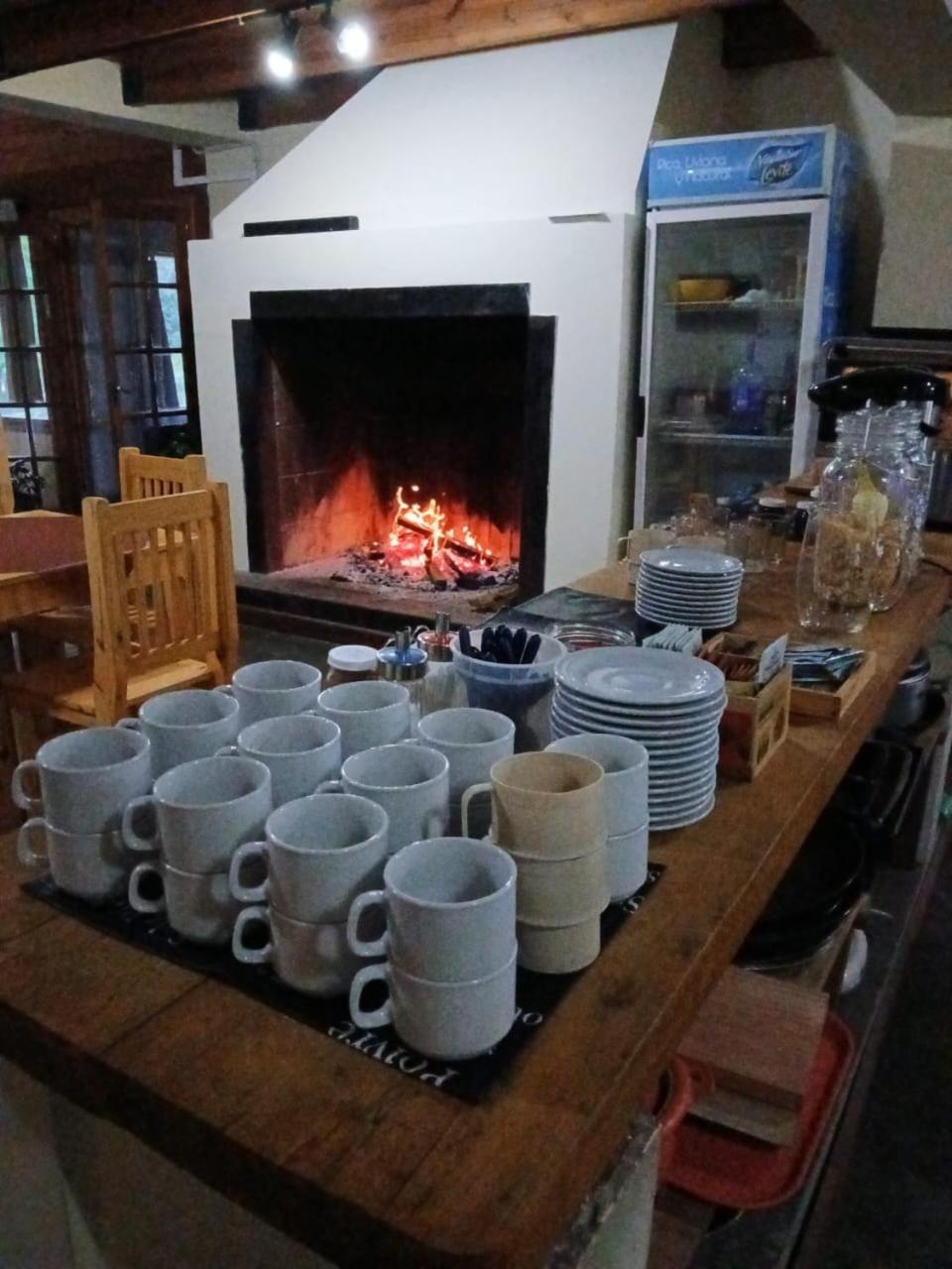 Junto al hogar